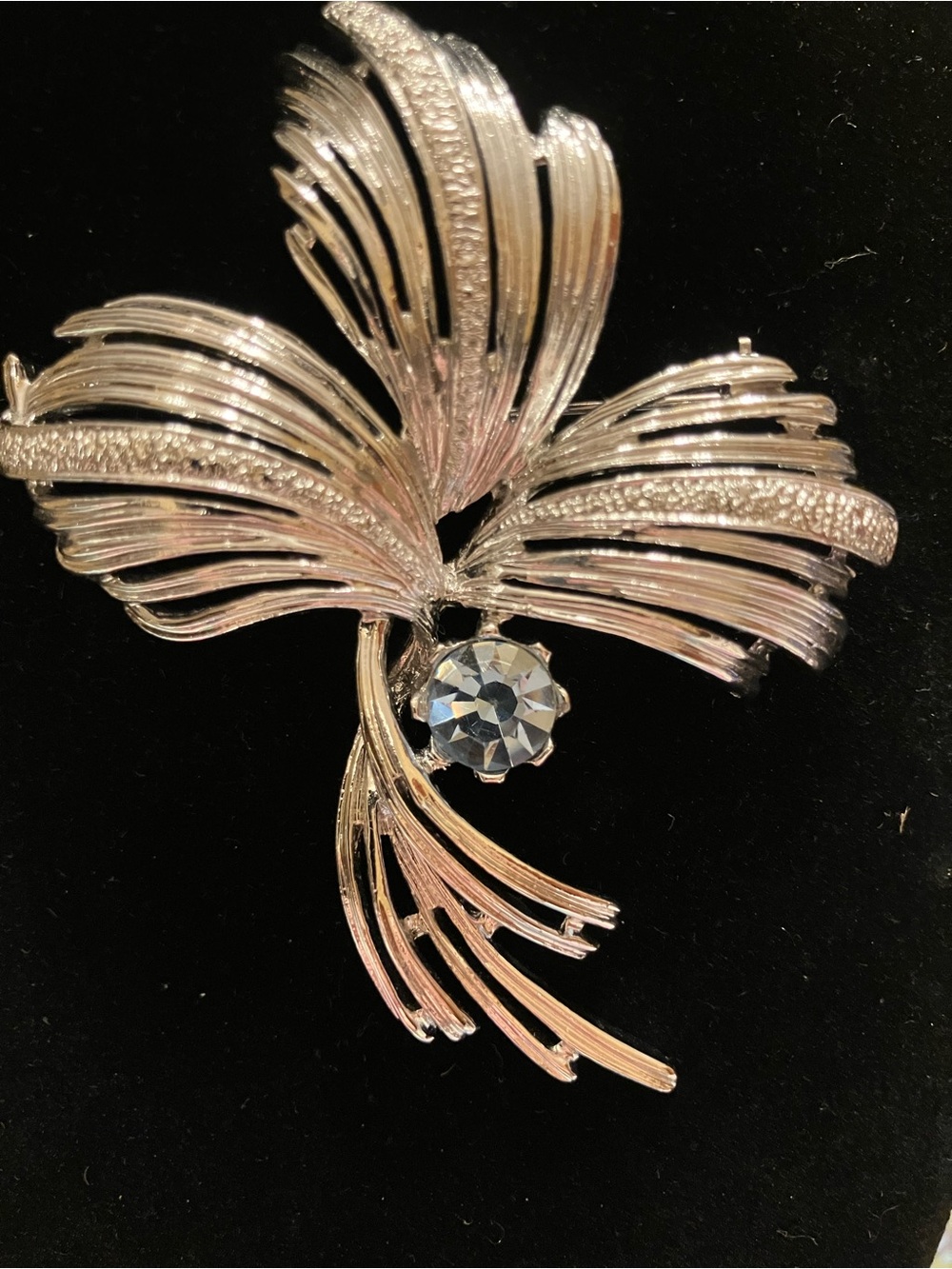 EMMONS ART DECO SILVER-TONE BROOCH AND EARRING SET - Picture 4 of 6